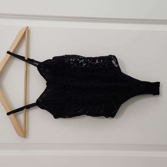 Sexy one piece lingerie - Picture 1 of 5